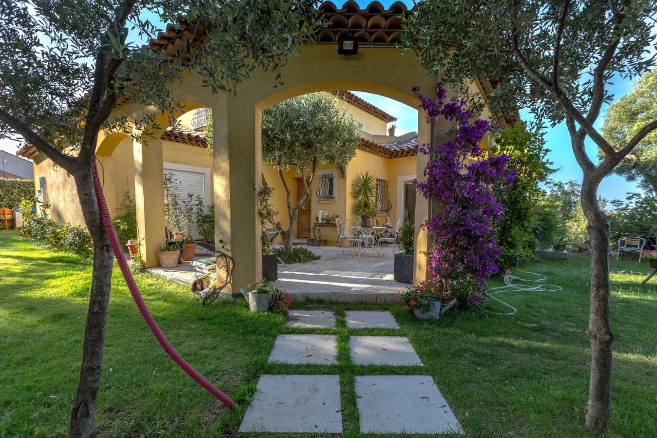 Villa De La Terre Blanche Sanary-sur-Mer Ngoại thất bức ảnh