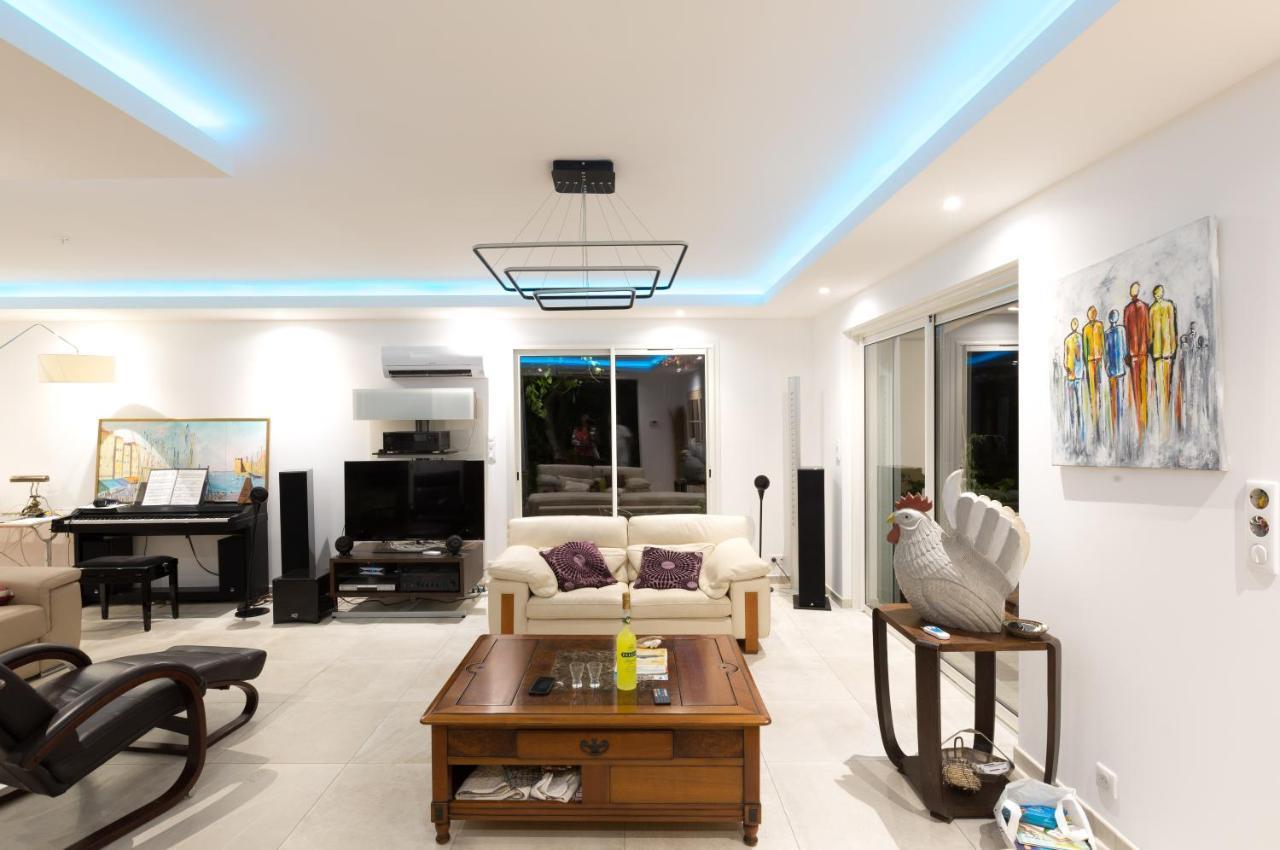 Villa De La Terre Blanche Sanary-sur-Mer Ngoại thất bức ảnh